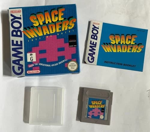 Space Invaders - Nintendo Game Boy - In box with plastic case and manual - 1994