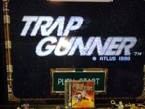 Trap Gunner (Sony PlayStation 1, 1998) complete w/ registration card