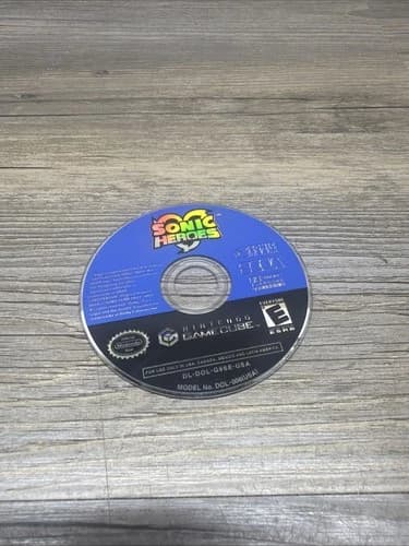 GameCube Sonic Heroes (Nintendo GameCube, 2004) - DISC ONLY Tested READ !!!!