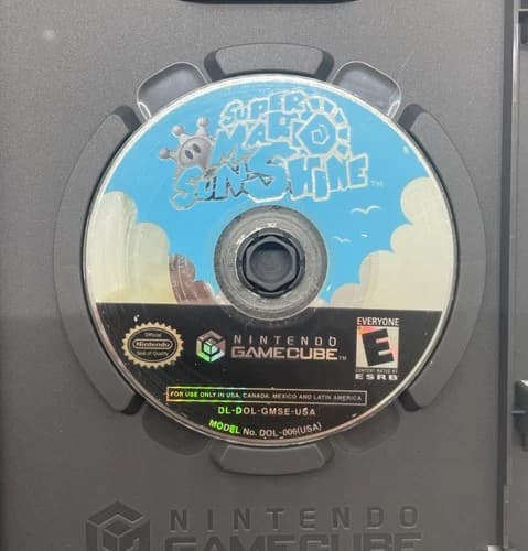 Super Mario Sunshine (Nintendo GameCube, 2002) DISC ONLY