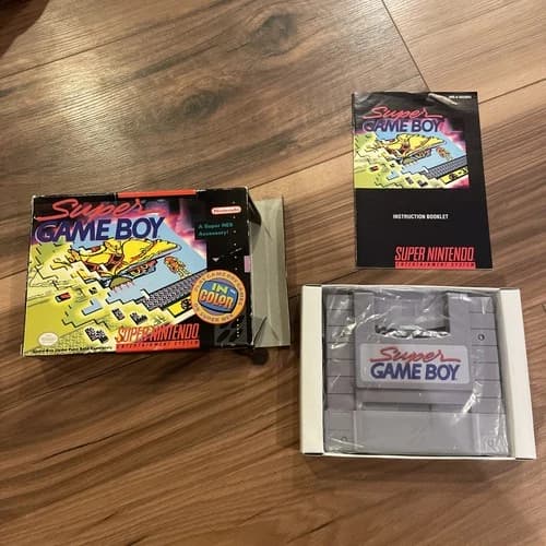 Super Gameboy (Super Nintendo SNES, 1994) b with original box and manual
