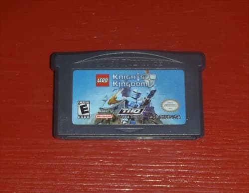 LEGO Knights' Kingdom (Nintendo Game Boy Advance, 2004 GBA)-Cart Only