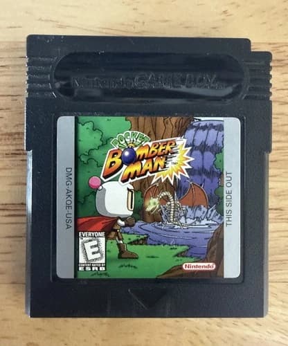 Rare Vintage Pocket Bomberman (Nintendo Game Boy Color, 1998) Video Game