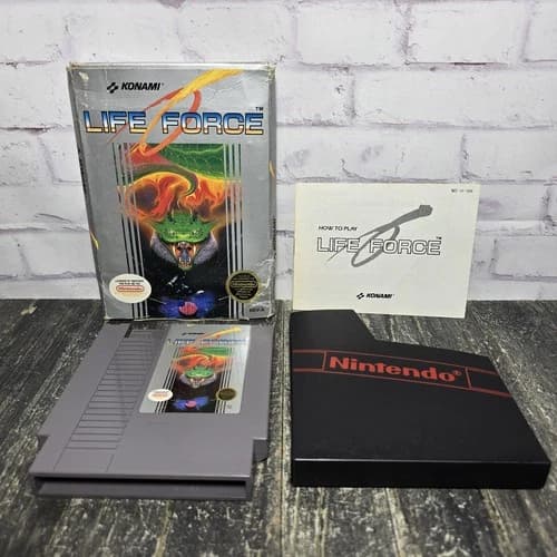 READ Life Force (Nintendo NES, 1988) Complete CIB Rough Box Tested