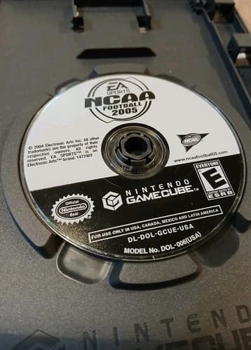 NCAA Football 2005 EA Sports Nintendo GameCube US ver Tested disc only