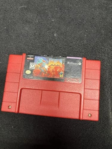 DOOM (Super Nintendo SNES, 1995) CARTRIDGE ONLY (Tested)
