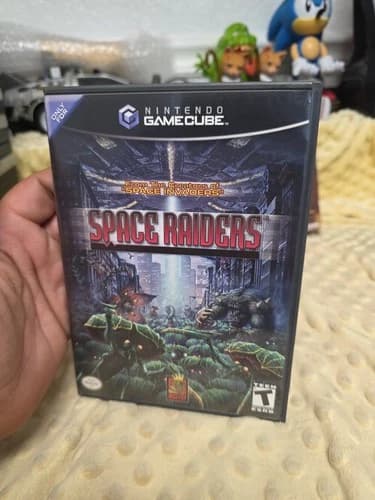 Space Raiders (Nintendo GameCube, 2004) Complete CIB Tested Working