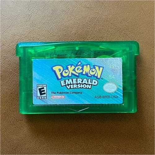 Pokémon Emerald Version - Nintendo Game Boy Advance