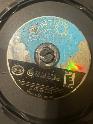 Two Super Mario Sunshine Nintendo GameCube Disc ONLY 1 works