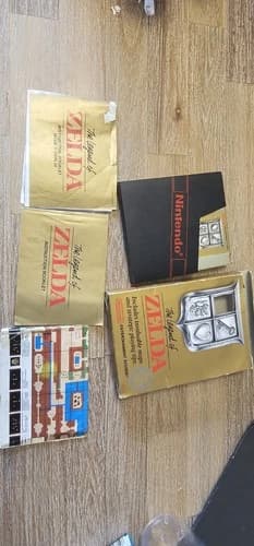 The Legend of Zelda CIB (Nintendo NES, 1987)