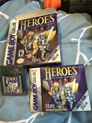Heroes of Might and Magic (Game Boy Color, 2000) - Box, manual, cart CIB