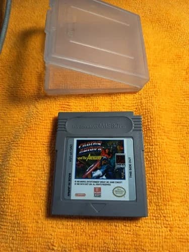 Captain America And The Avengers Nintendo Game Boy Cartridge