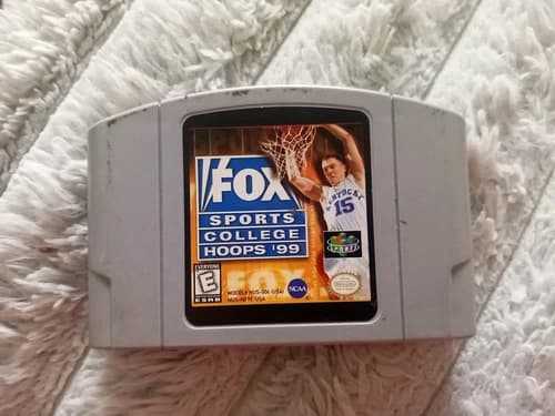 Fox Sports College Hoops '99 - Nintendo 64 (N64) - USED -