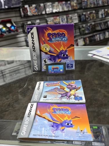 Spyro: Season of Ice Nintendo Game Boy Advance-Complete No Cardboard Insert