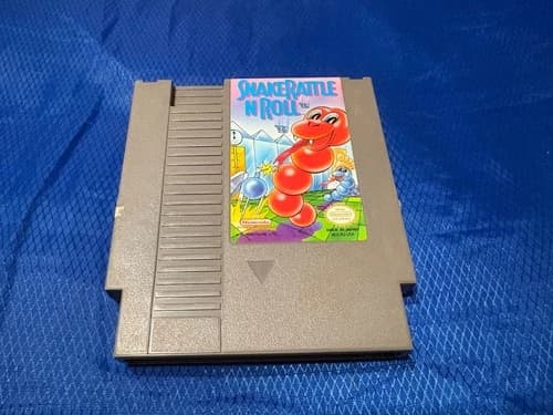 Snake Rattle 'n' Roll (Nintendo Entertainment System, 1991) tested and working