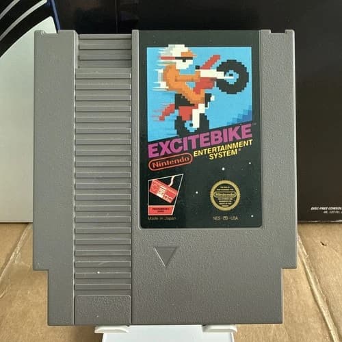 Excitebike (Nintendo Entertainment System, 1985) NES AUTHENTIC