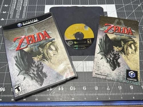 The Legend of Zelda: Twilight Princess GameCube CIB In Amazing Condition