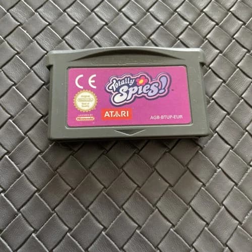 Totally Spies! - Nintendo Game Boy Advance GBA (Original)