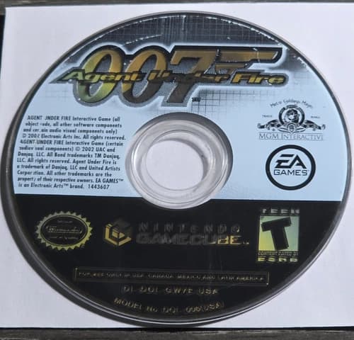 James Bond 007 in Agent Under Fire (Nintendo GameCube, 2003) Disc Only TESTED