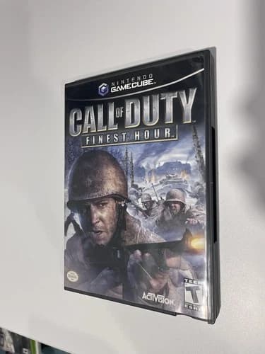 Call of Duty: Finest Hour (Nintendo GameCube, 2004) CIB Complete