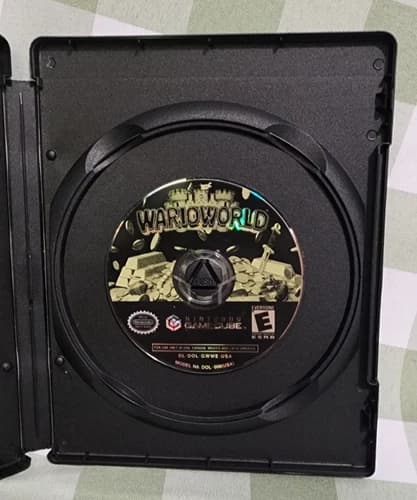 Wario World (Nintendo GameCube, 2003) **DISC ONLY** TESTED & WORKING
