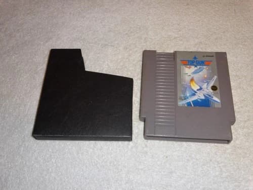 Top Gun NES Nintendo Entertainment System Authentic Tested video game CARTRIDGE!