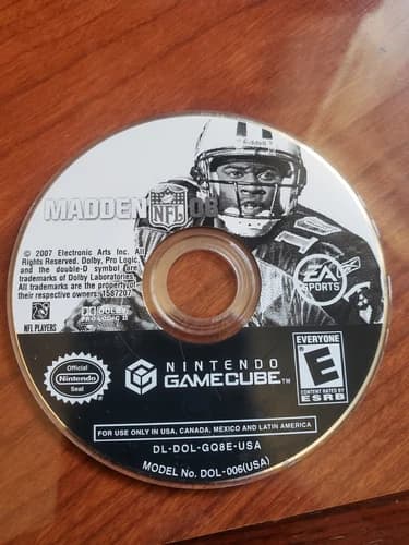 Madden NFL 08 (Nintendo GameCube, 2007) Disc Only
