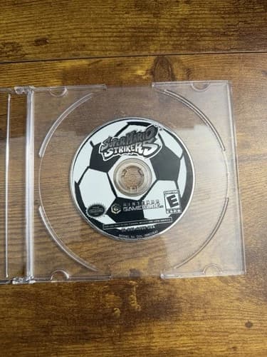 Super Mario Strikers (Nintendo GameCube, 2002) *Disc Only* Tested & Working
