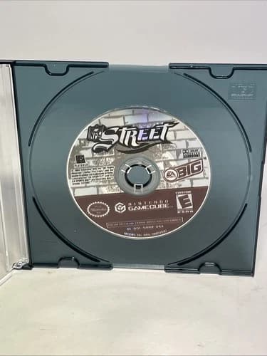 NFL Street (Nintendo GameCube, 2004) Disc Only