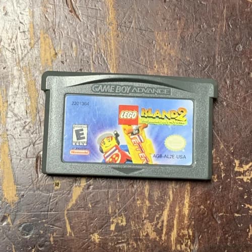 LEGO Island 2 The Brickster's Revenge Game (Nintendo Game Boy Advance)