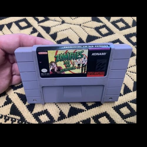 Konami Zombies Ate My Neighbors - Nintendo SNES Game Cartridge NTSC-U/C TestedA+