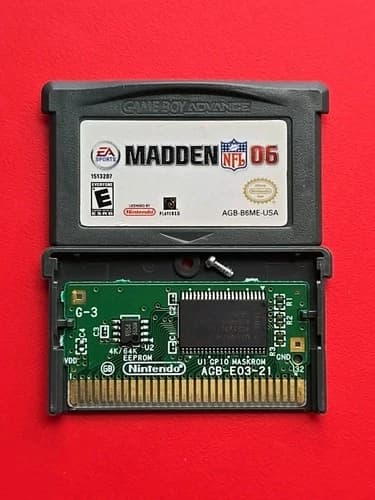 Madden NFL 06 Game Boy Advance Authentic Nintendo GBA Eagles McNabb Eagles