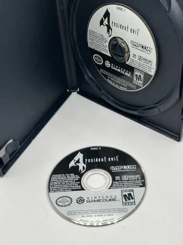 Resident Evil 4 Nintendo GameCube 2005 Video Game survival horror DISC ONLY