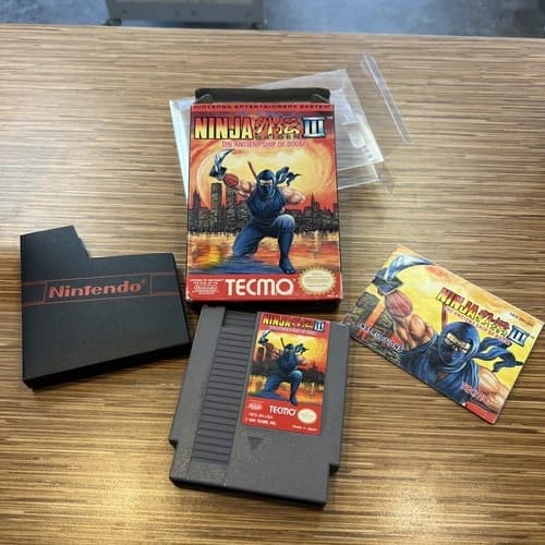 RARE Ninja Gaiden III The Ancient Ship of Doom Nintendo NES CIB Complete w/ Box