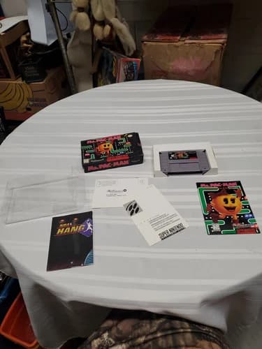 Ms. Pac-Man (Super Nintendo Entertainment System, 1996) CIB SNES Game