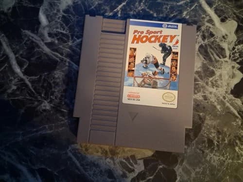 Pro Sport Hockey Nintendo NES Authentic Tested Contacts Cleaned