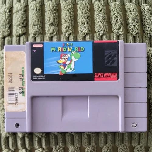 Nintendo Super Mario World Platformer SNES NTSC-U/C Game Cartridge 1991