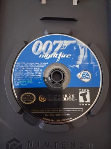 007 Nightfire James Bond Disc ONLY Nintendo Gamecube Mint