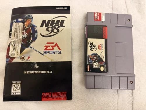 NHL 98 (Super Nintendo, SNES) 1997 Complete (Cleaned & Tested)
