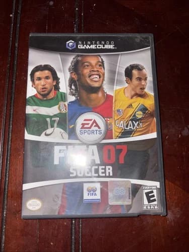 FIFA 07 Soccer (Nintendo GameCube, 2006) CIB - Authentic Complete w/ Manual