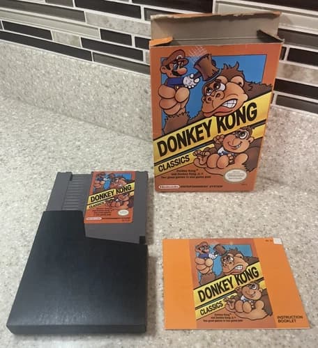 Boxed CIB Donkey Kong Classics 1988 Nintendo NES Authentic, Tested Working