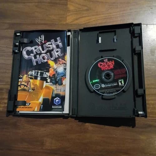 WWE Crush Hour (Nintendo GameCube, 2003) Complete CIB - Tested & Working