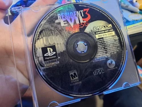 Resident Evil 3: Nemesis Sony PlayStation 1 PS1 1999 Game Disc ONLY