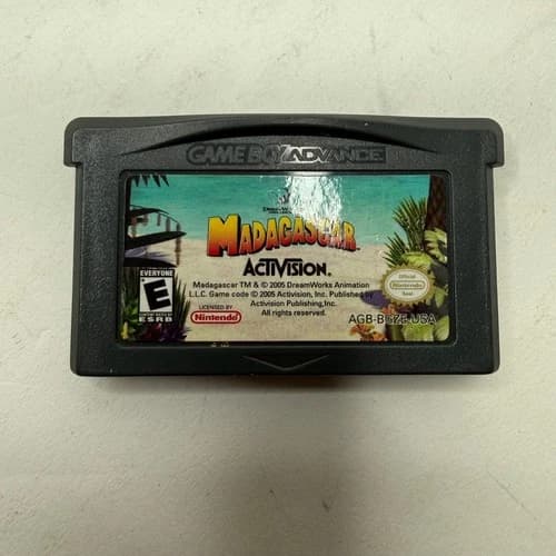 Madagascar Nintendo Game Boy Advance GBA Activision 2005 AGB-BGZE-USA Authentic