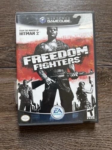 Freedom Fighters (Nintendo GameCube 2003) Black Label CIB W/Manual