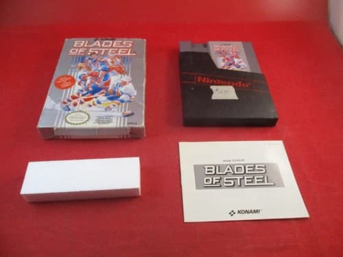 Blades of Steel (Nintendo Entertainment System, 1988) NES COMPLETE w/ Box #H