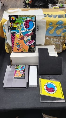 CIB TOWN & COUNTRY SURF DESIGNS NINTENDO NES VIDEO GAME COMPLETE W/ PROTECTOR