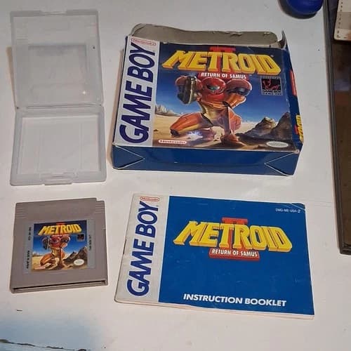 Nintendo Metroid II Return of Samus Game Boy Cartridge, Box, Manual, 1991