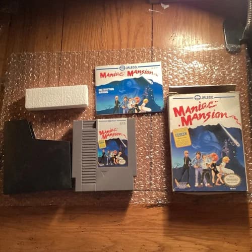 Maniac Mansion (Nintendo NES) Complete in Box With Manual CIB