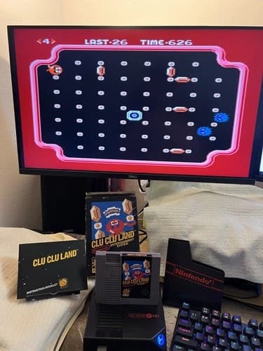 Clu Clu Land (Nintendo NES, 1985) Complete in Box, CIB, WORKING, RARE